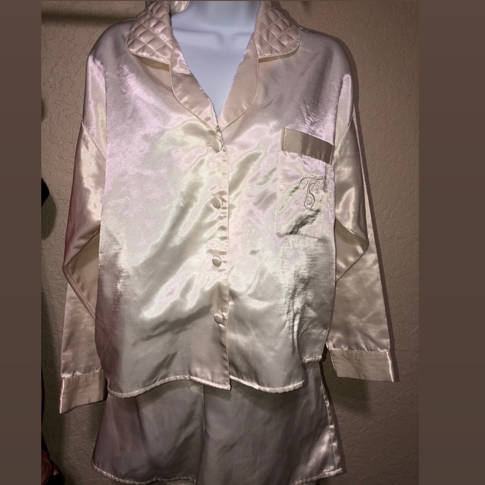 Victoria secret sleepwear